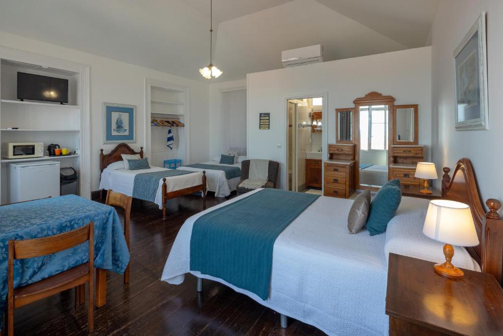Beds and sitting area